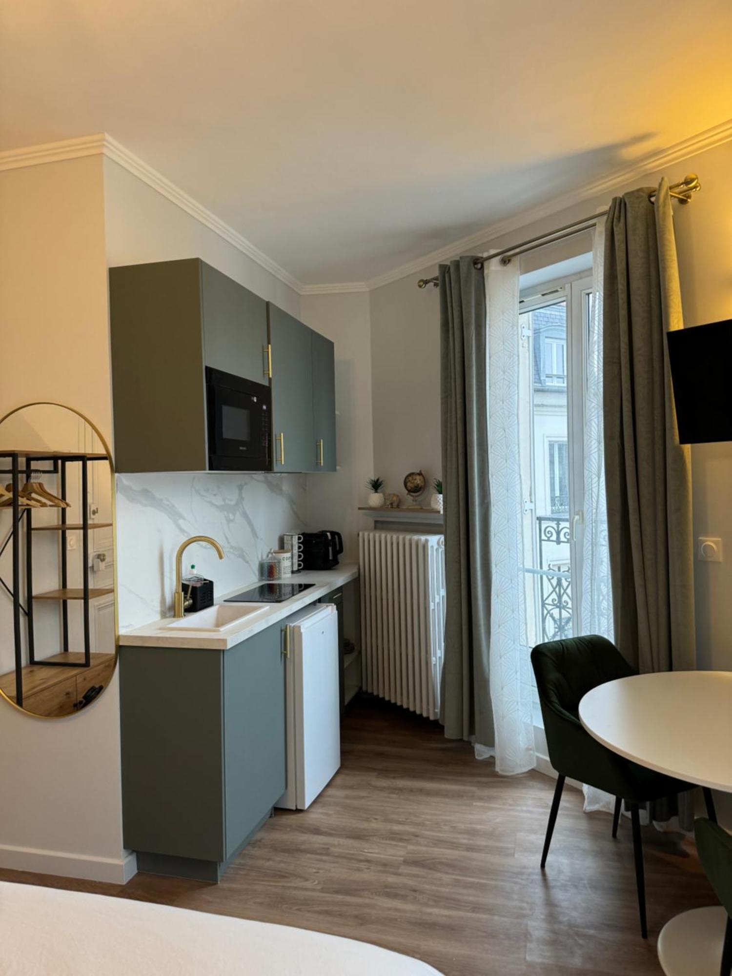 Studio De Charme Parisien Levallois-Perret Dış mekan fotoğraf