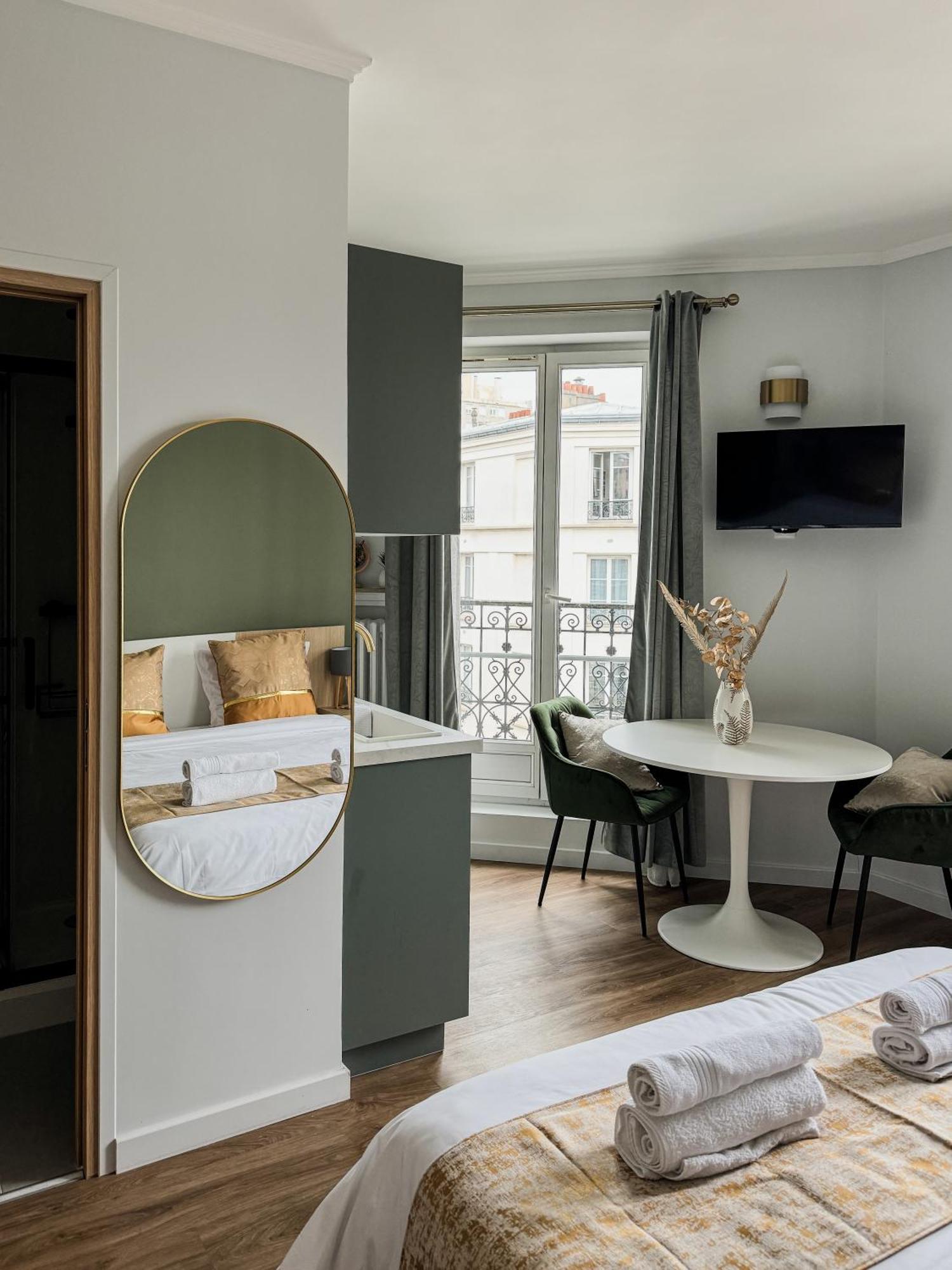 Studio De Charme Parisien Levallois-Perret Dış mekan fotoğraf