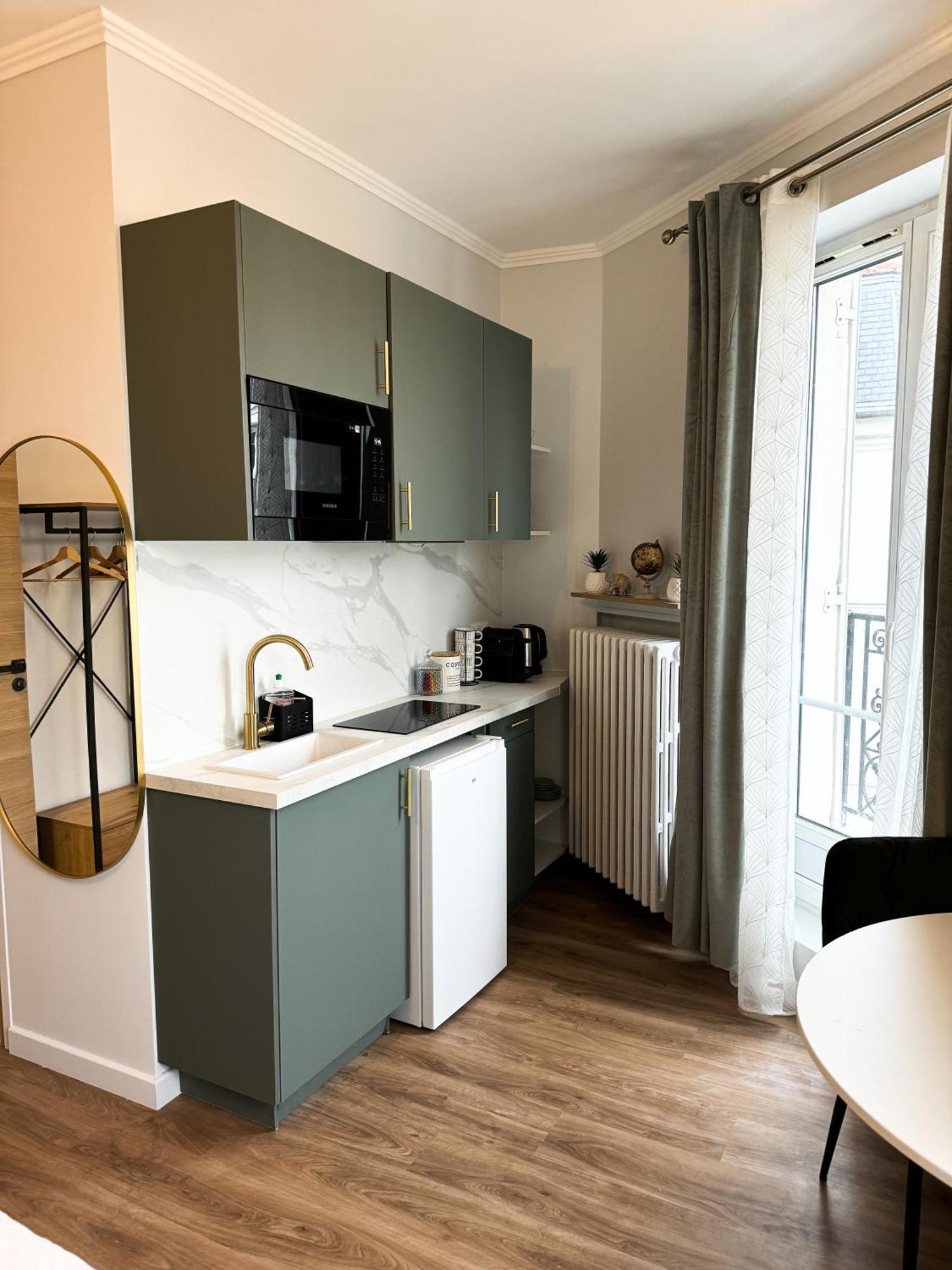 Studio De Charme Parisien Levallois-Perret Dış mekan fotoğraf